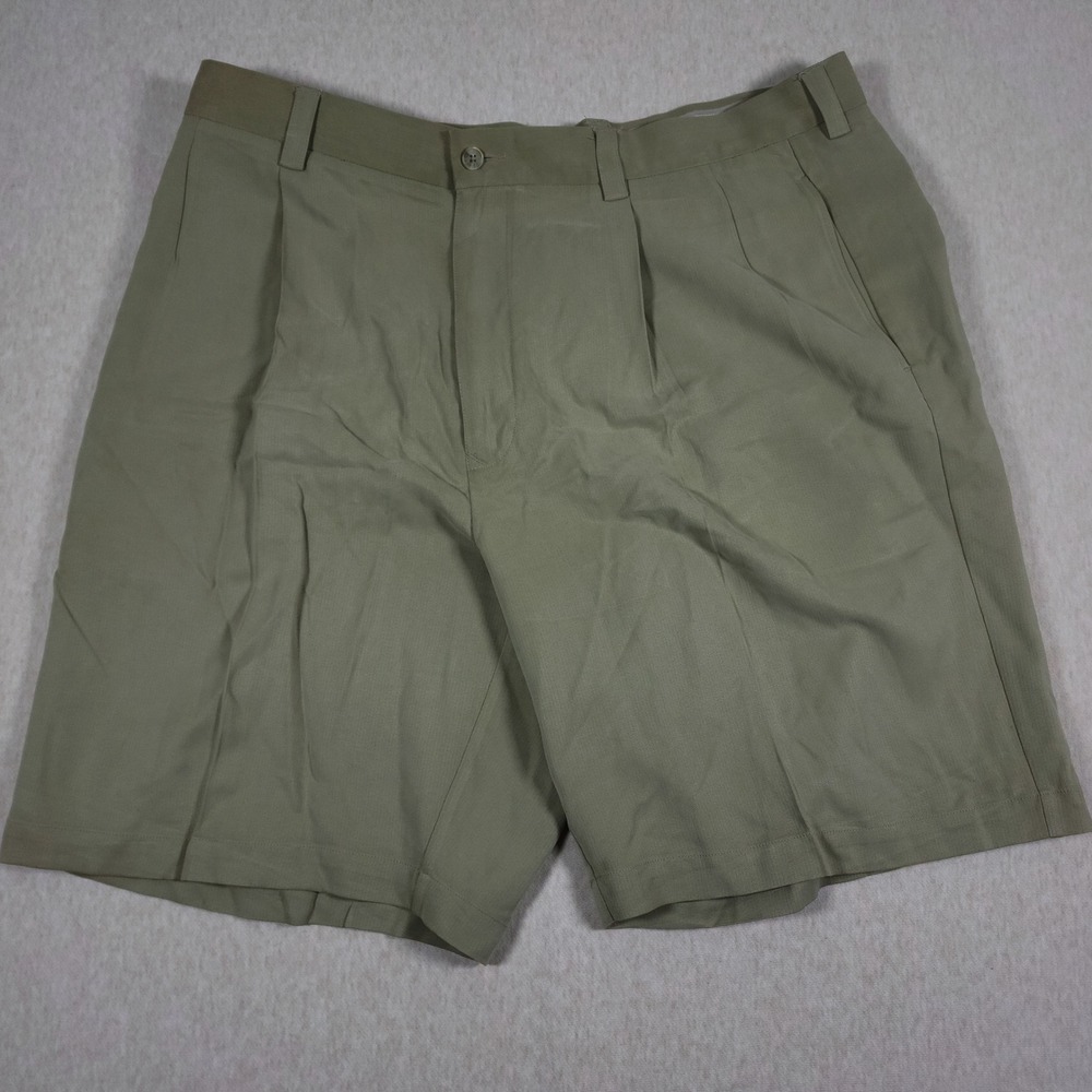 Tommy Bahama 100 Silk Pleated Front Shorts Mens 38 Tan Beige Resortwear